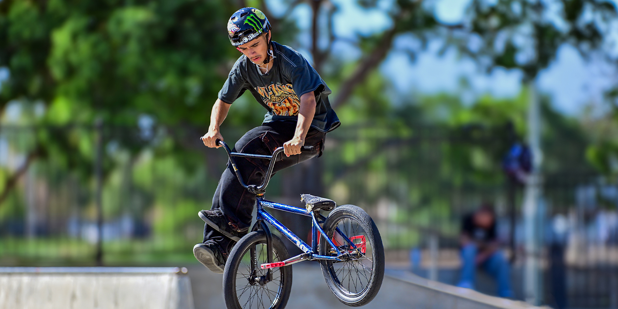 width=100% Obiektyw Laowa C-Dreamer 200 mm f/2 AF FF do Sony E